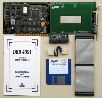 DKB 4091 with items