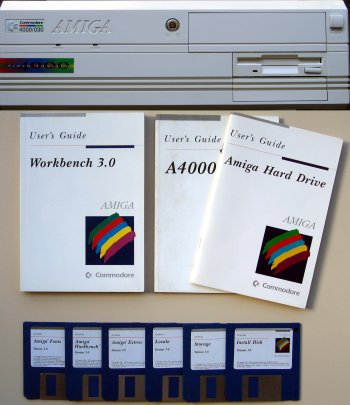 A4000 with manuals and disks