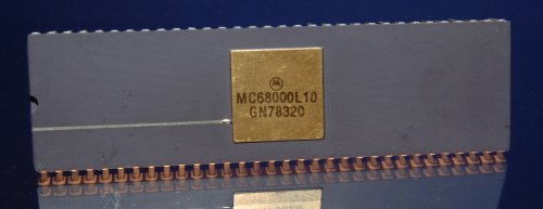 10Mhz DIP Component. Manufactured around 1983